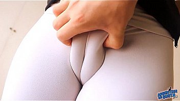 This pawg got a fat cameltoe