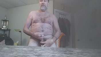 Daddy Danrun works his musky, hairy cock for you all while porning