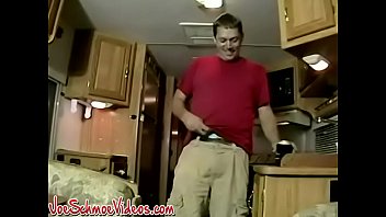 Amateur gay dude blows a fat dick