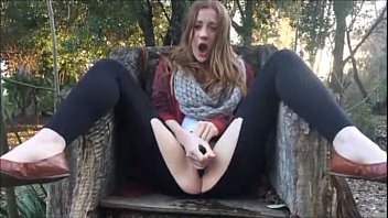 Cute Girl Squirts Outdoors - hotcamgirls247.com