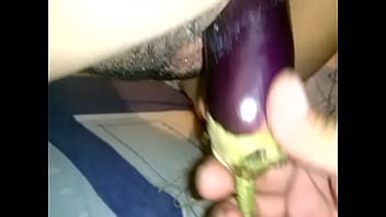 Pinay wife likes to be fucked with veggies