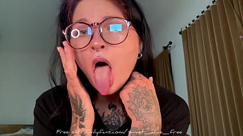 Goth slut cums with ahegao face