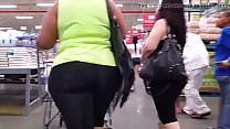 FAT ASS LATINA IN SPANDEX PANTS CANDID